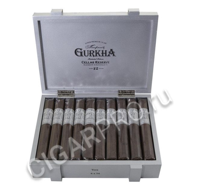 Сигары Gurkha Cellar Reserve 12 Platinum Toro